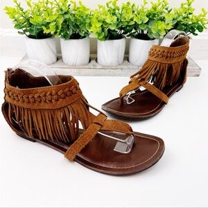 Minnetonka Leather Fringe Gladiator Thong Sandals